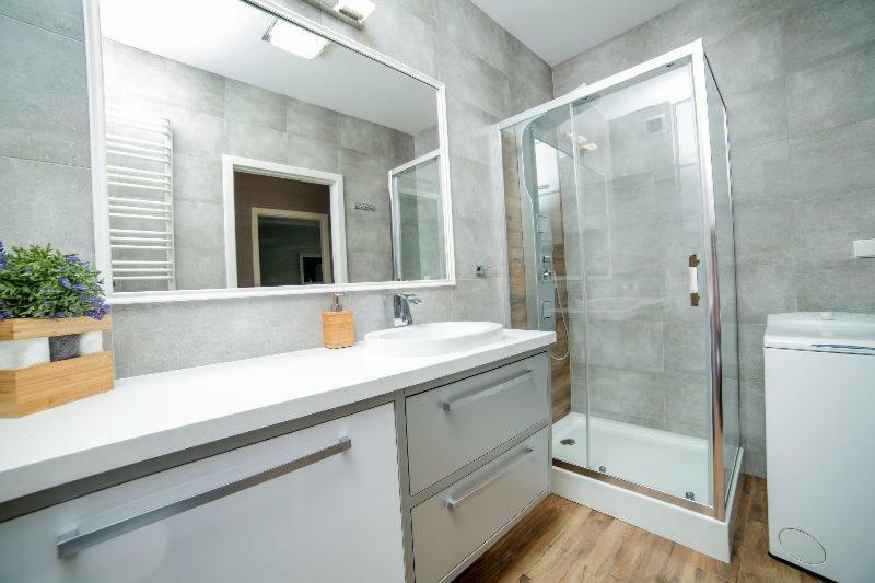 Apartament Gdanska Μπίντγκοστς Εξωτερικό φωτογραφία
